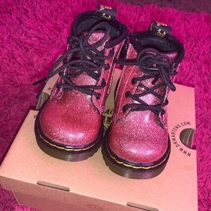Infant glitter dr martens